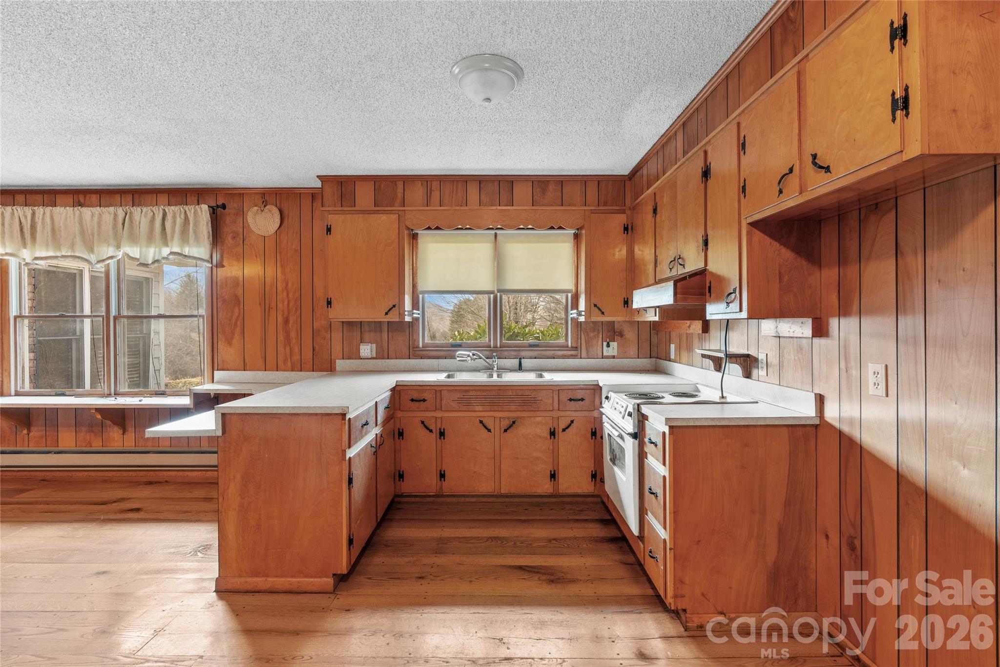 154 Wilson Drive Canton, NC 28716 - Photo 12 of 47