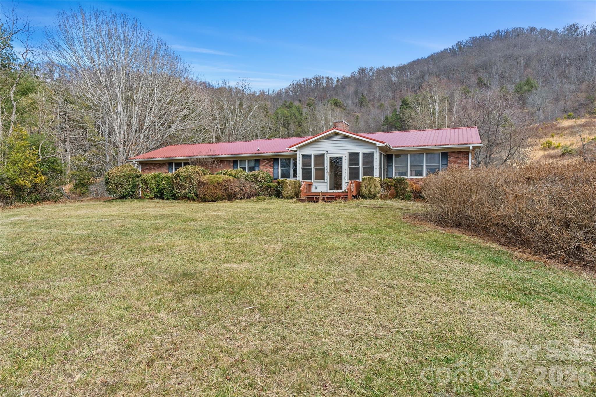 154 Wilson Drive Canton, NC 28716 - Photo 4 of 47