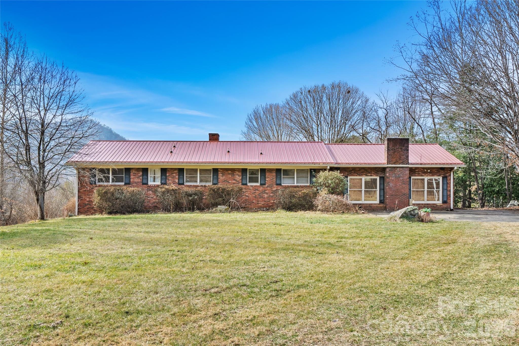 154 Wilson Drive Canton, NC 28716 - Photo 6 of 47