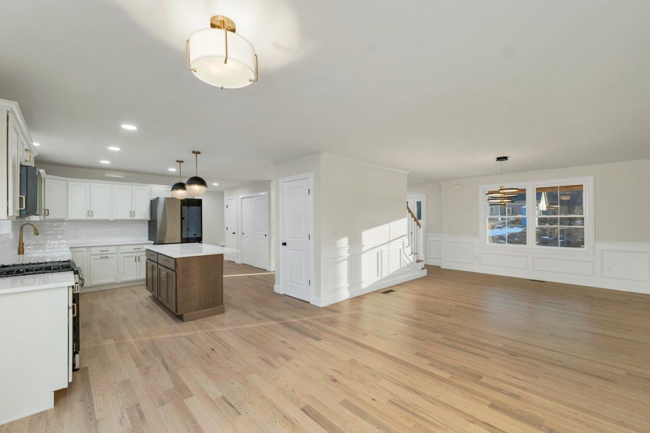 102 Laurel Road, Unit 30 Hooksett, NH 03106 - Photo 14 of 57