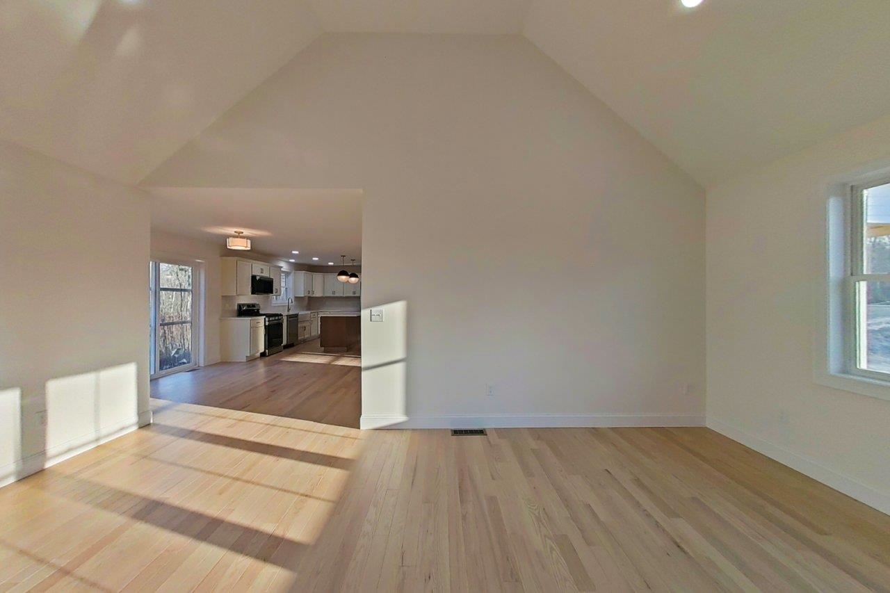 102 Laurel Road, Unit 30 Hooksett, NH 03106 - Photo 17 of 57