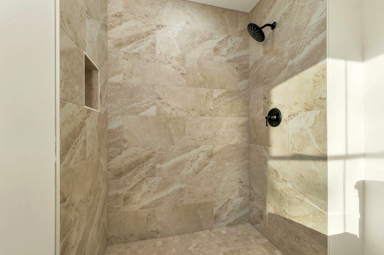 102 Laurel Road, Unit 30 Hooksett, NH 03106 - Photo 32 of 57