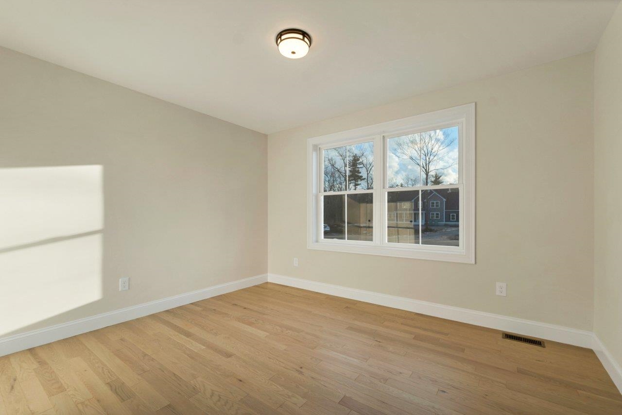 102 Laurel Road, Unit 30 Hooksett, NH 03106 - Photo 35 of 57