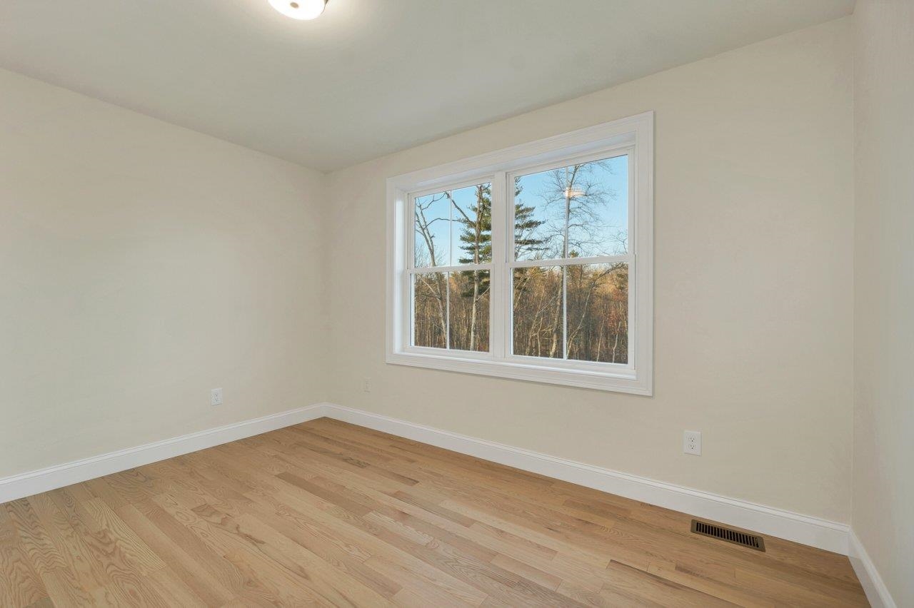 102 Laurel Road, Unit 30 Hooksett, NH 03106 - Photo 38 of 57