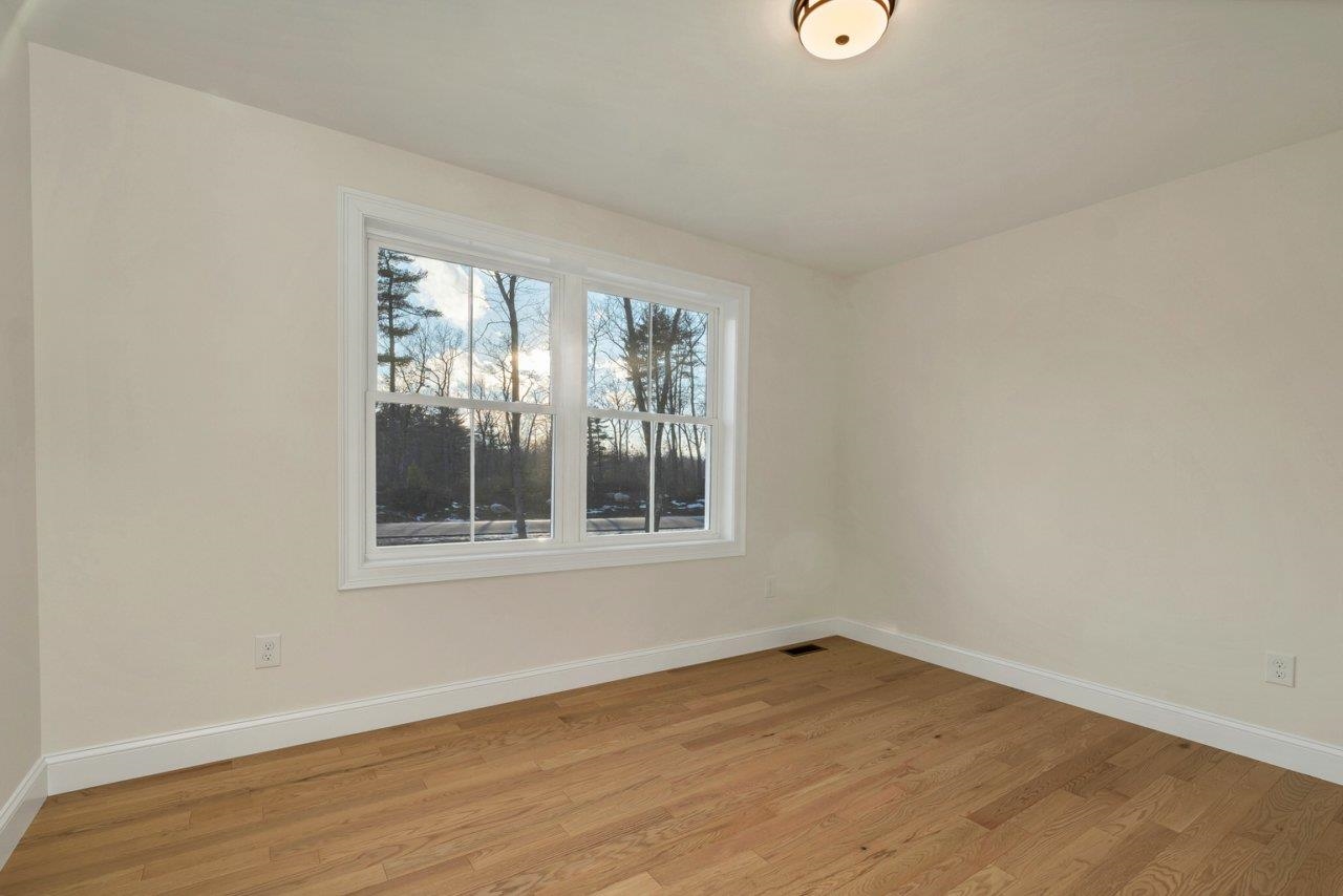 102 Laurel Road, Unit 30 Hooksett, NH 03106 - Photo 39 of 57