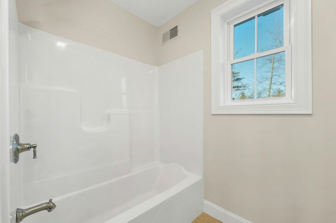 102 Laurel Road, Unit 30 Hooksett, NH 03106 - Photo 42 of 57