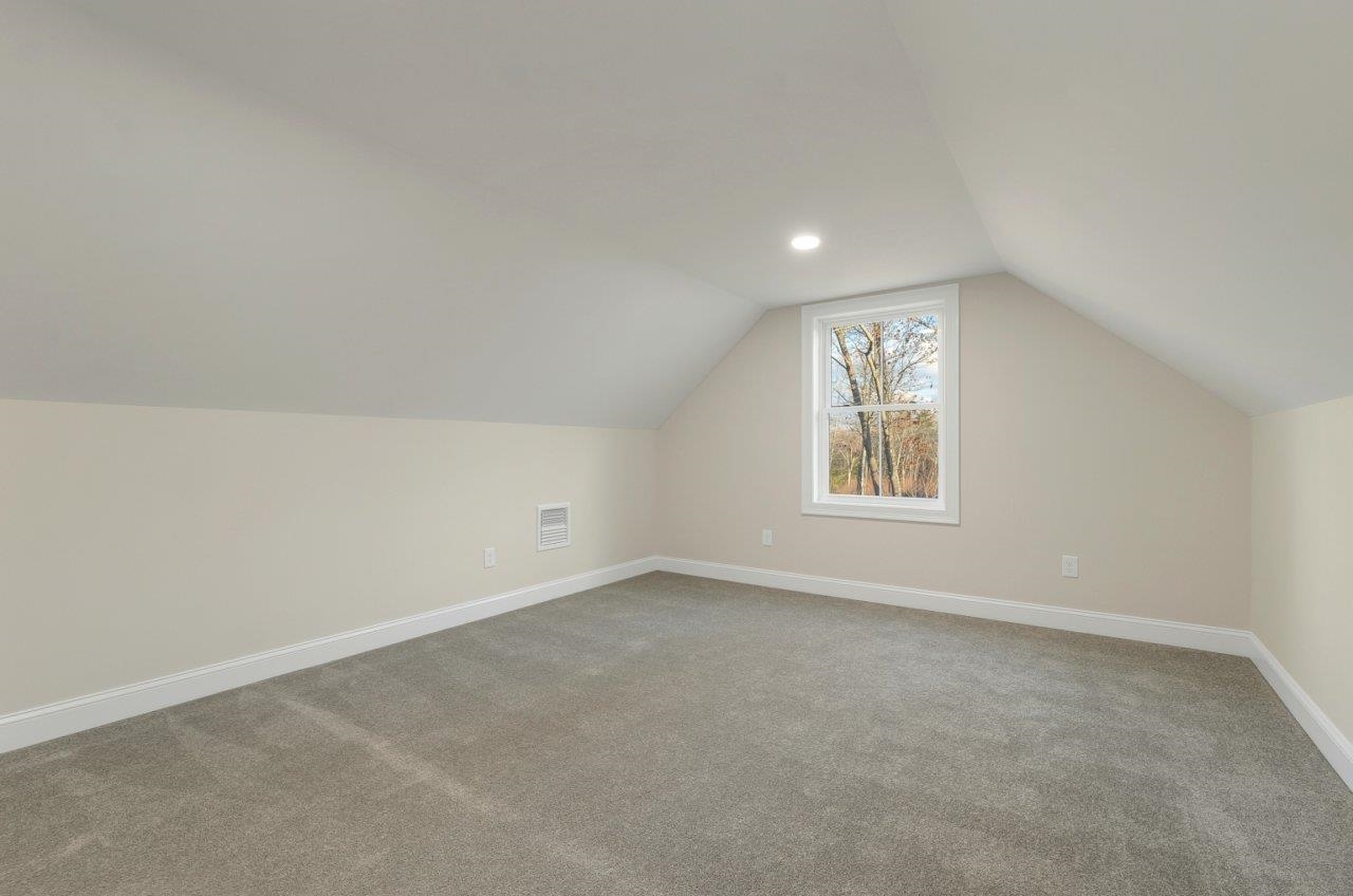 102 Laurel Road, Unit 30 Hooksett, NH 03106 - Photo 43 of 57