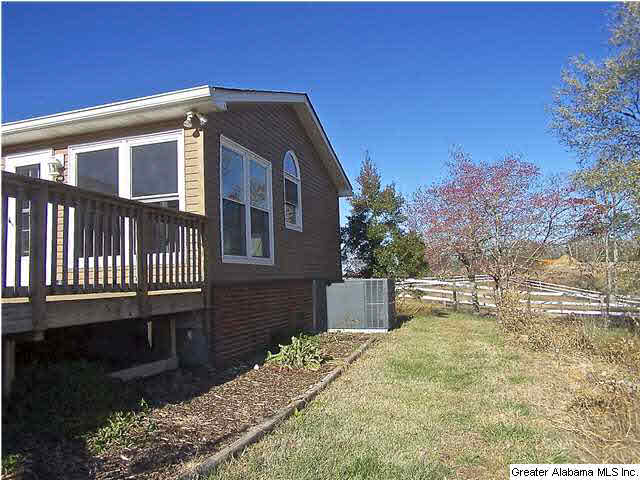 213 Lake Road Oneonta, AL 35121 - Photo 29 of 32