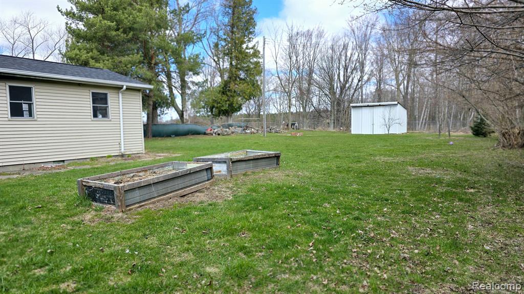 7125 Harrington Road Lexington, MI 48450 - Photo 14 of 18 Gallery Image 14
