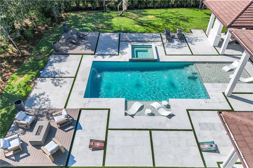 18 Caribbean Road Naples, FL 34108 - Photo 43 of 45