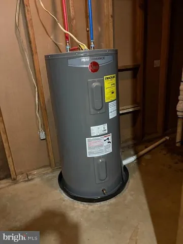 $585,000 | 12020 Middlebrook Road, Germantown, MD 20874