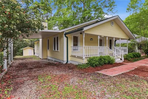$329,900 | 231 West 8th Avenue, Covington, LA 70433