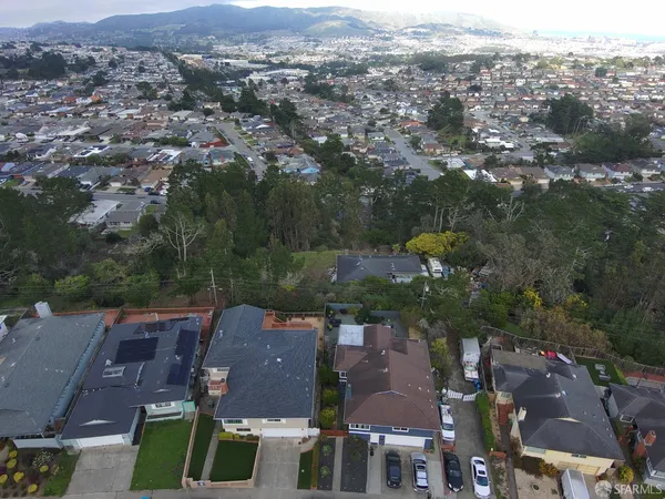 $2,988,000 | 3392 Fleetwood Drive, San Bruno, CA 94066