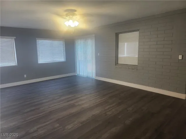$2,200 | 1109 H Street, Las Vegas, NV 89106