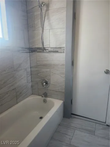 $2,200 | 1109 H Street, Las Vegas, NV 89106
