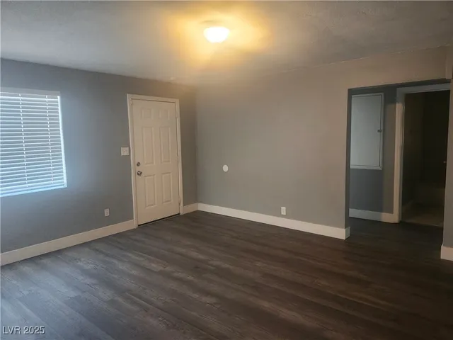 $2,200 | 1109 H Street, Las Vegas, NV 89106