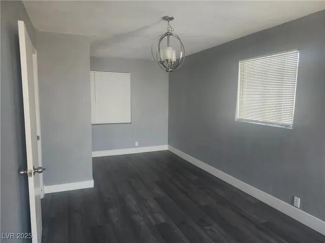 $2,200 | 1109 H Street, Las Vegas, NV 89106