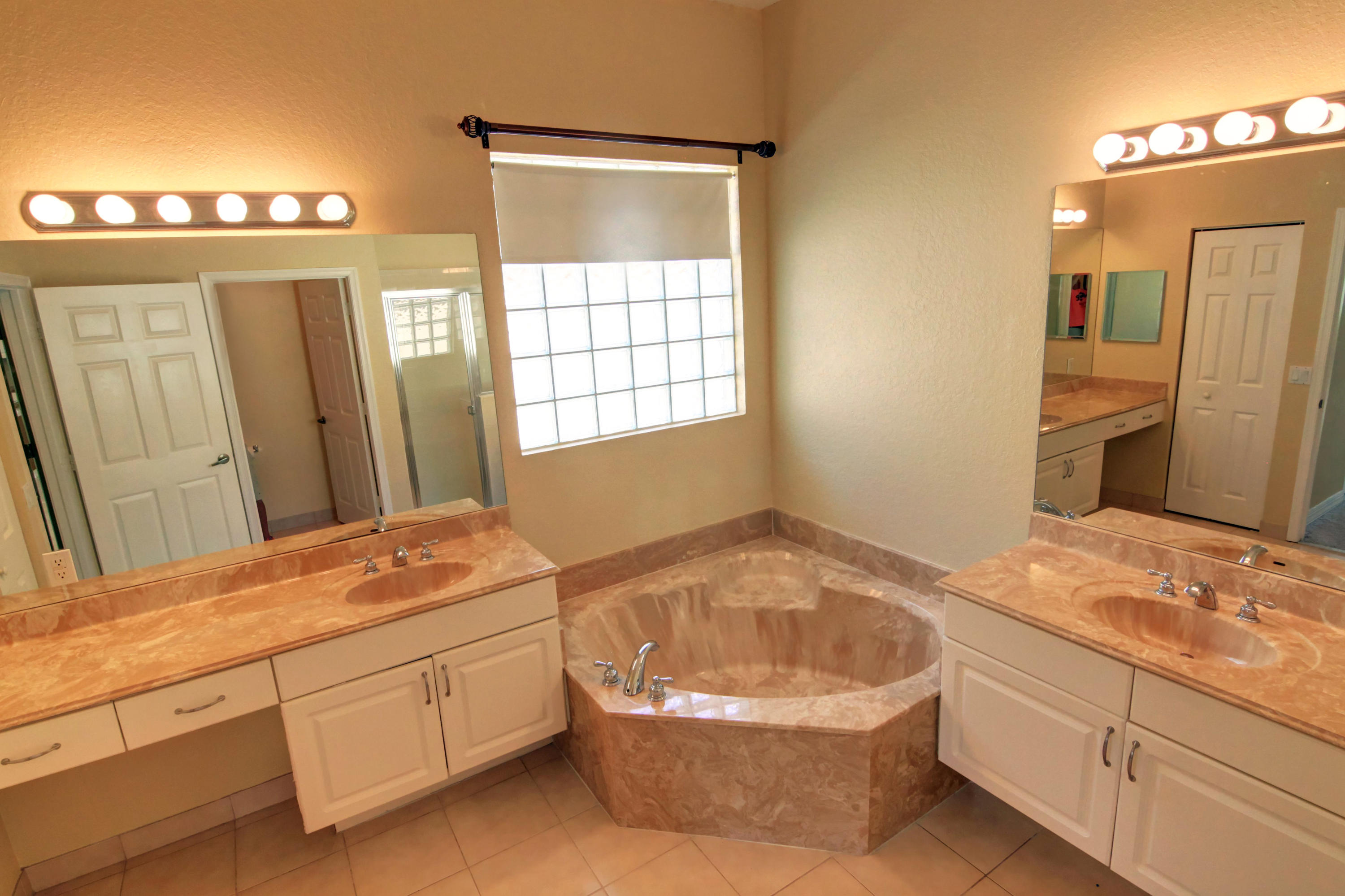2968 Southeast Racoon Way Stuart, FL 34997 - Photo 11 of 19 aaMbath