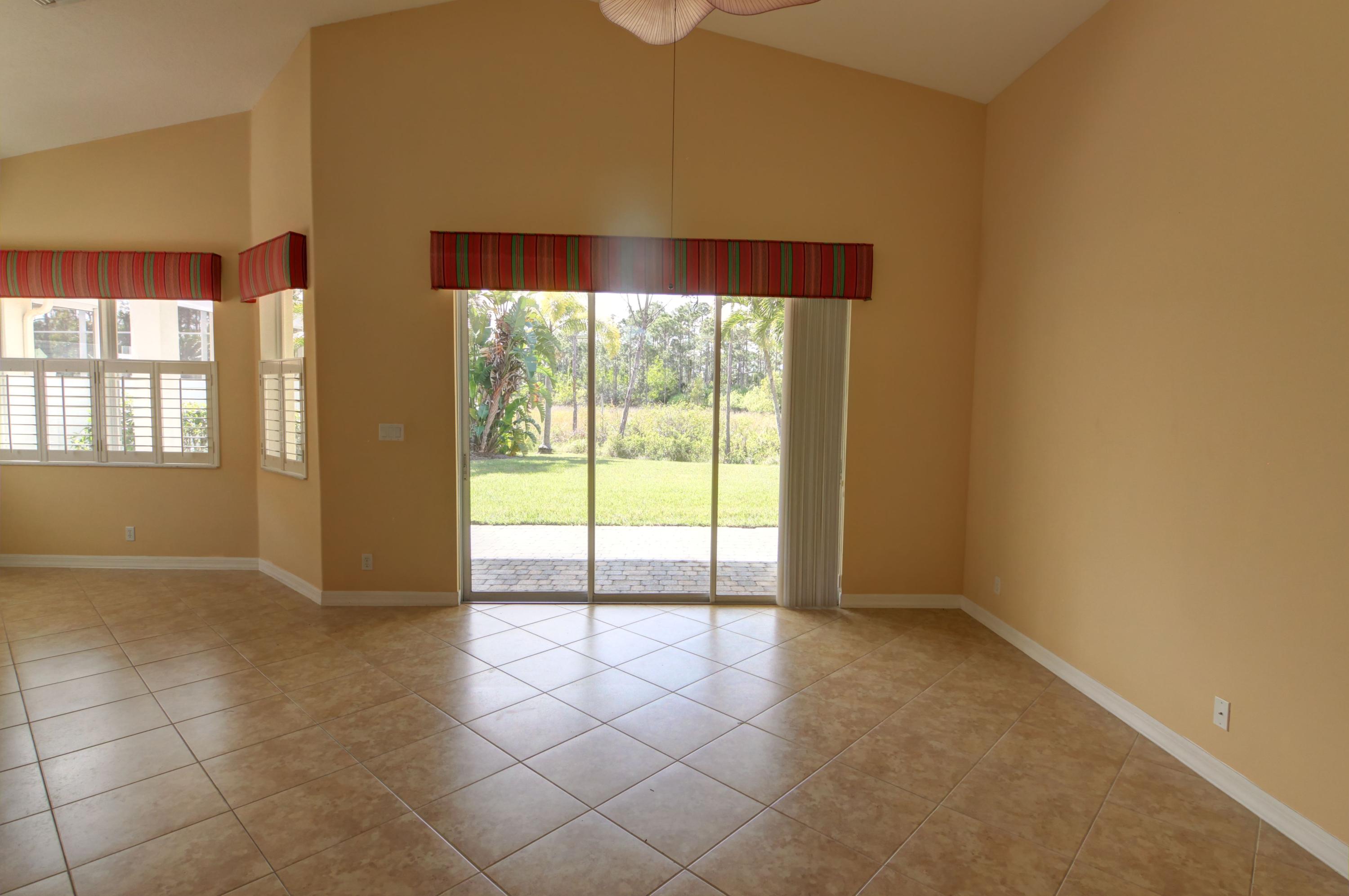 2968 Southeast Racoon Way Stuart, FL 34997 - Photo 7 of 19 aaDiningRmView