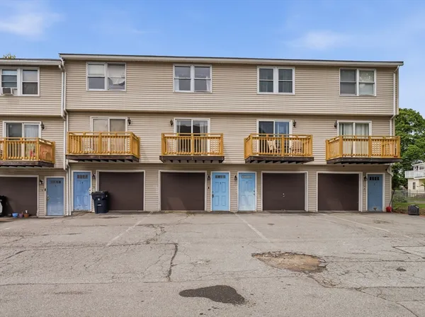 $319,900 | 11 West Bowers Street, Unit 3, Lowell, MA 01854