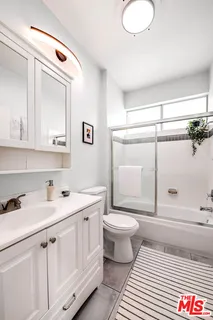 $697,000 | 1310 North Detroit Street, Unit 206, Los Angeles, CA 90046