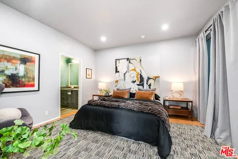 $697,000 | 1310 North Detroit Street, Unit 206, Los Angeles, CA 90046