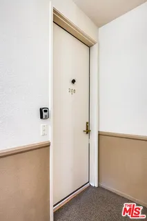 $697,000 | 1310 North Detroit Street, Unit 206, Los Angeles, CA 90046