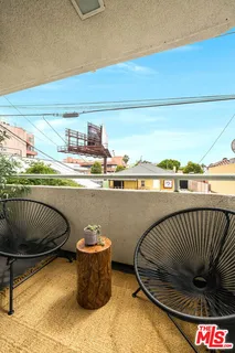 $697,000 | 1310 North Detroit Street, Unit 206, Los Angeles, CA 90046