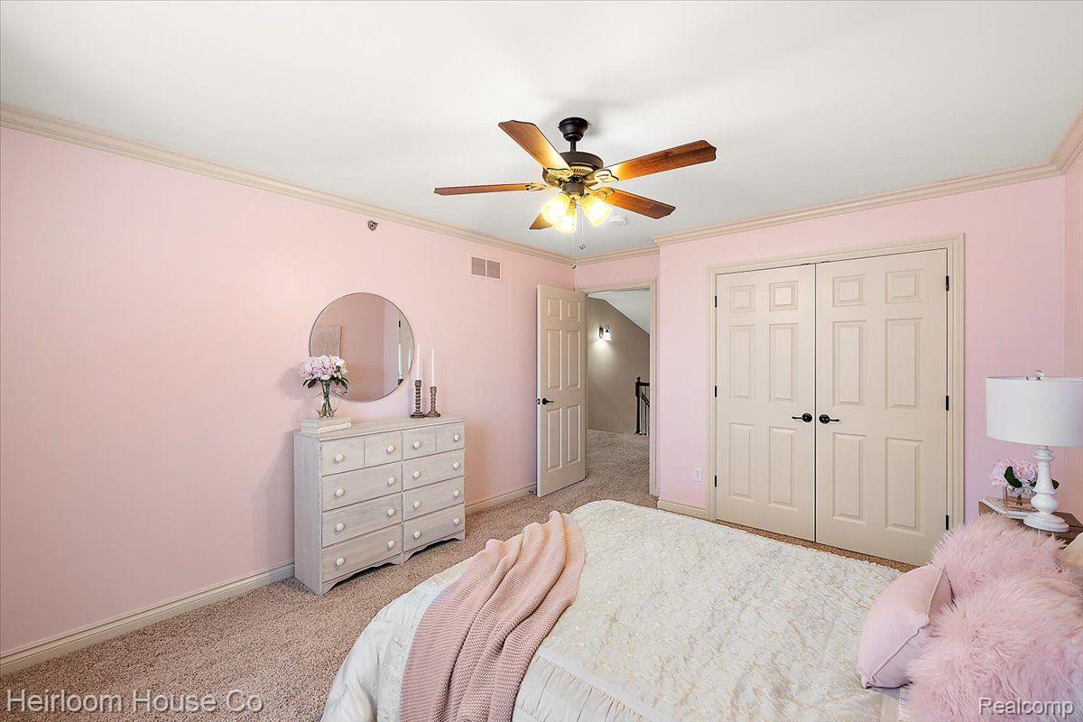 45926 South Stonewood Road Canton, MI 48187 - Photo 36 of 73