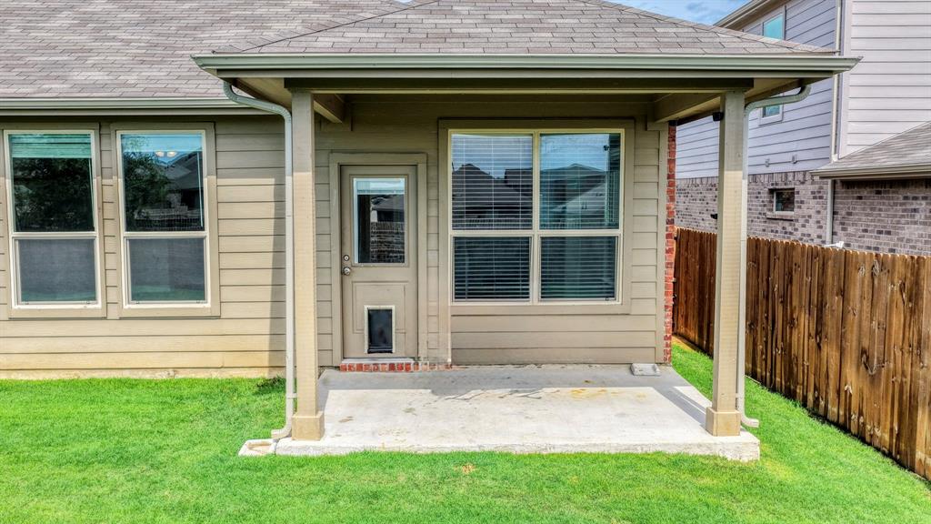 2328 Briscoe Rnch Drive Weatherford, TX 76087 - Photo 29 of 36 Nice covered back porch