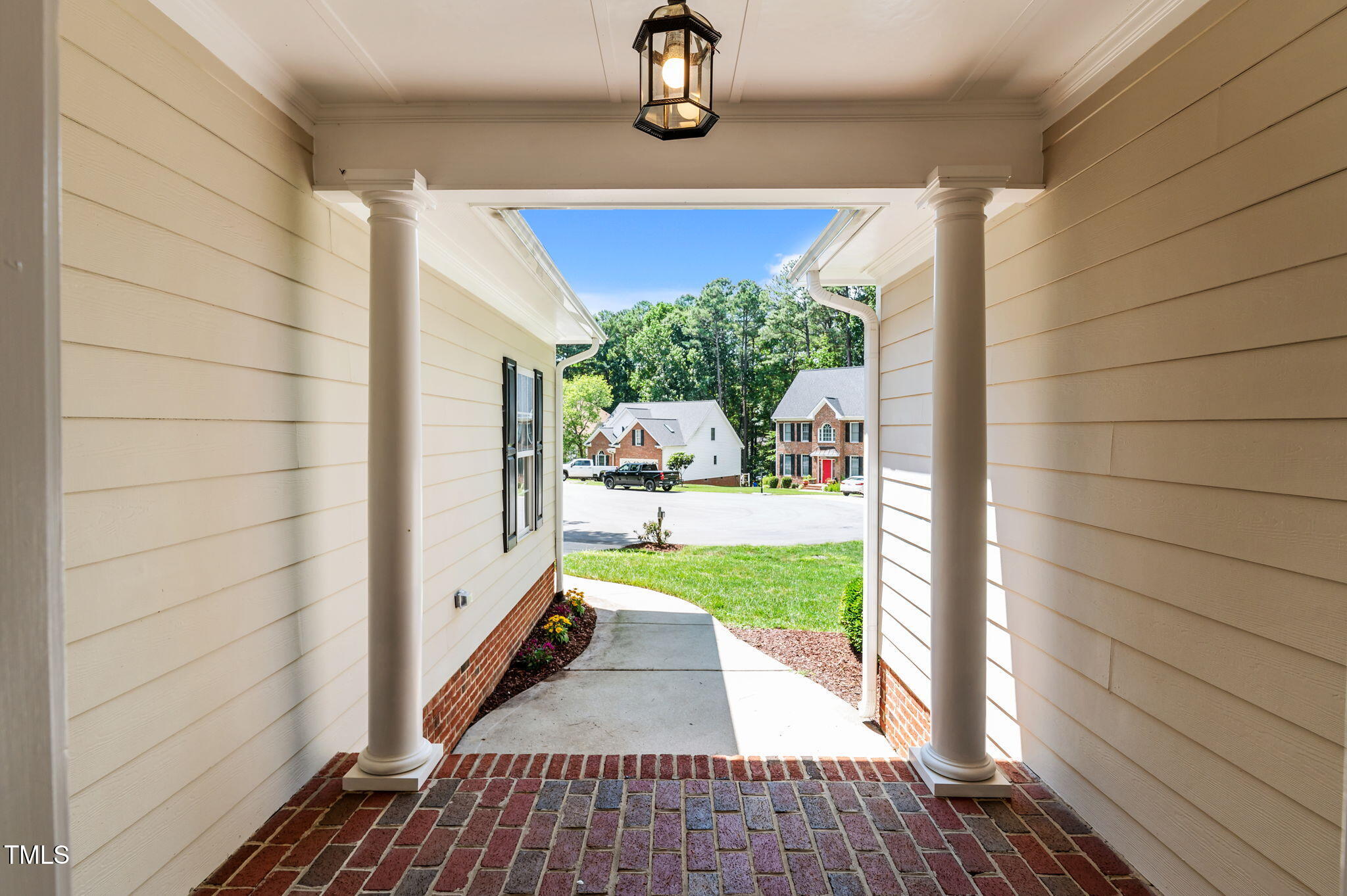 11924 Larka Court Raleigh, NC 27613 - Photo 4 of 44 a view of porch with seating space