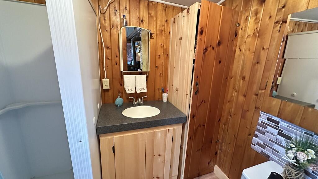 7 Partridge Cv Lane Millinocket, ME 04462 - Photo 27 of 58 IMG_3053