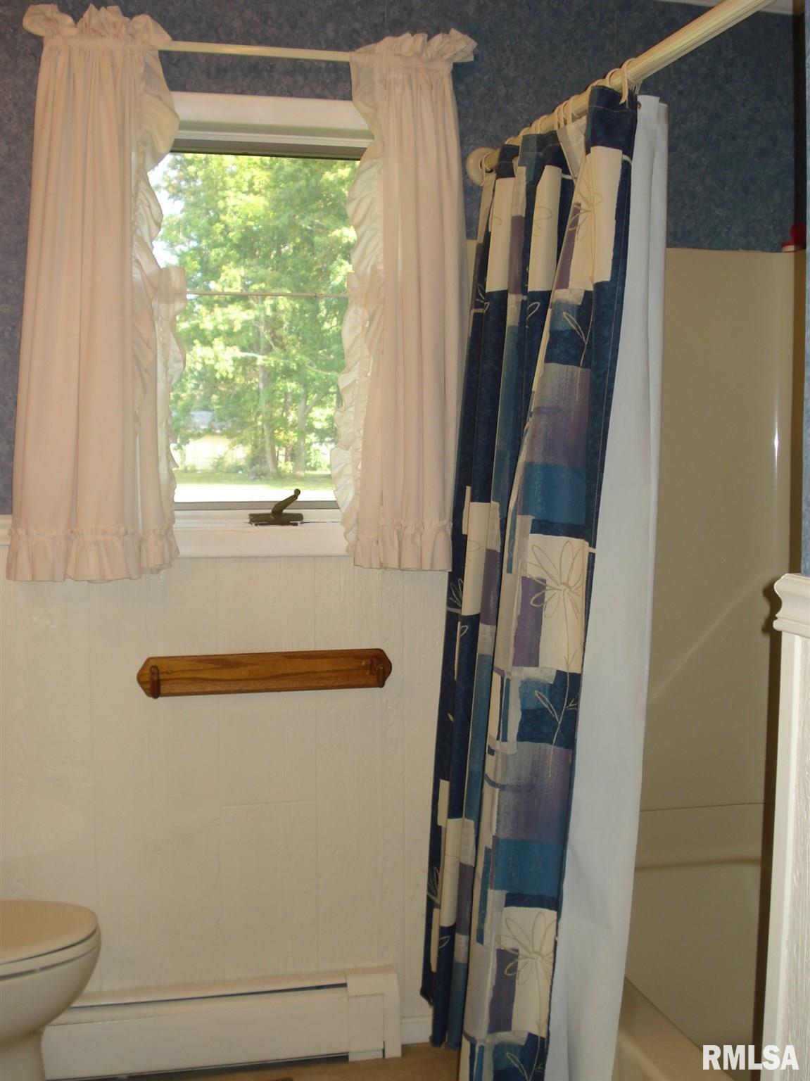 109 Henderson Road Knoxville, IL 61448 - Photo 28 of 31 Gallery Image 28