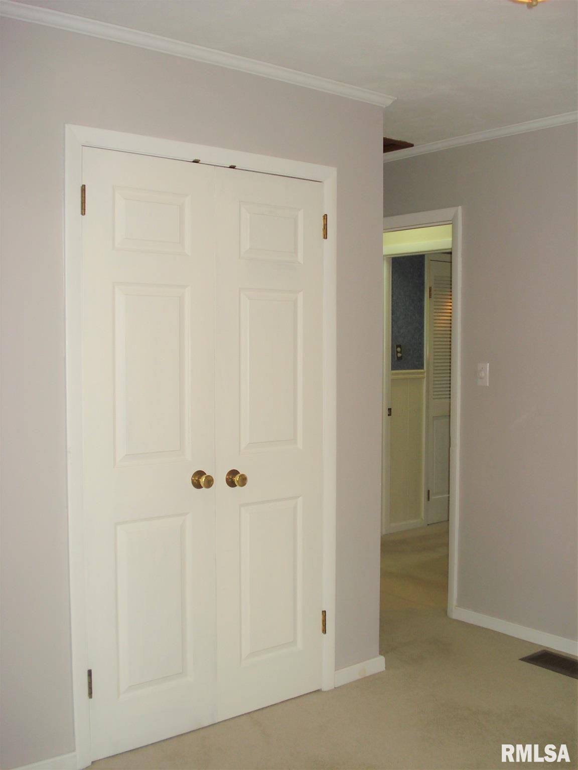 109 Henderson Road Knoxville, IL 61448 - Photo 30 of 31 Gallery Image 30