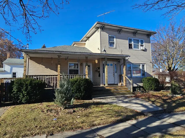 $309,900 | 4702 8th Avenue, Kenosha, WI 53140