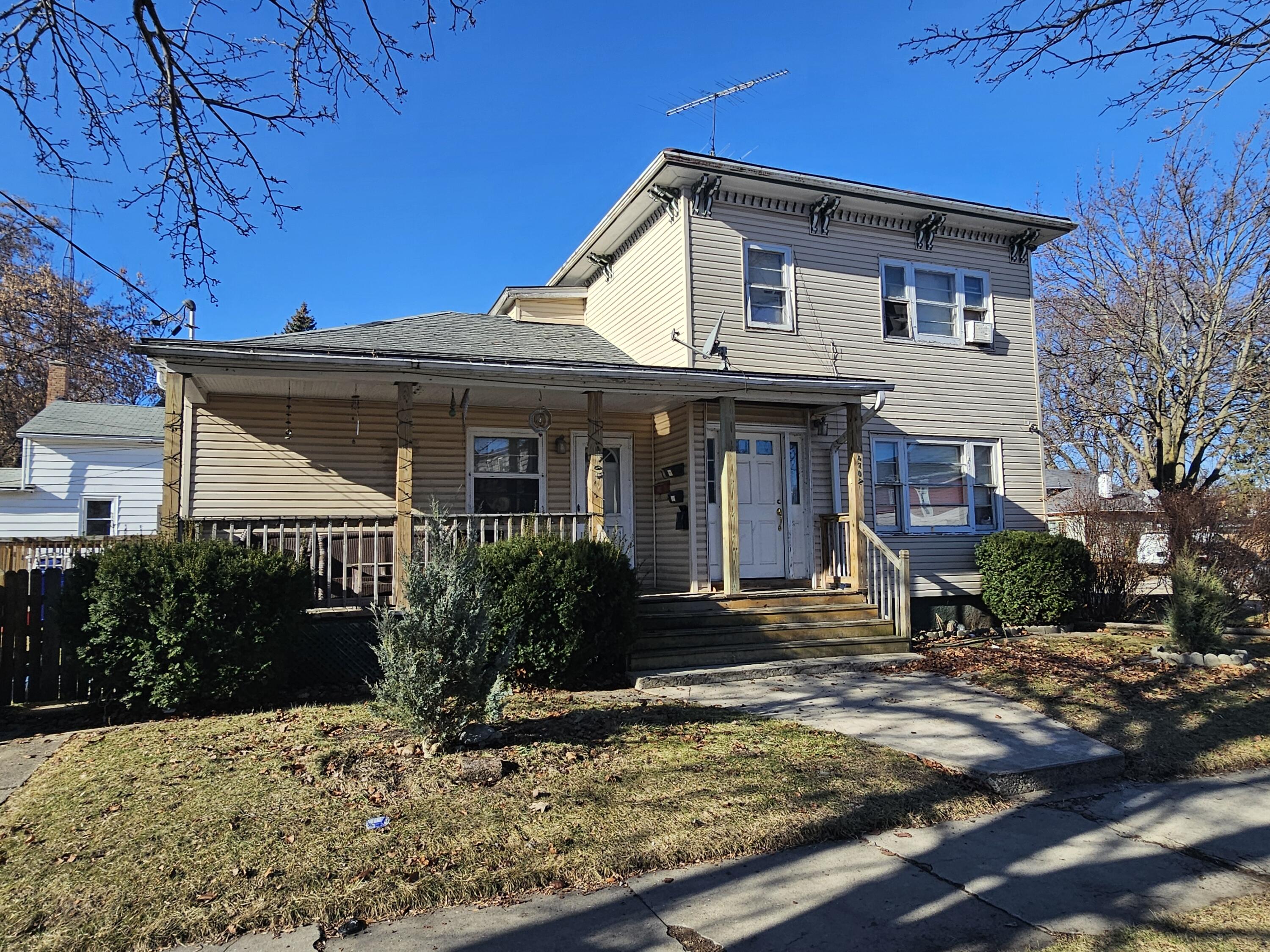 4702 8th Avenue Kenosha, WI 53140 - Photo 2 of 5 20260113_110606