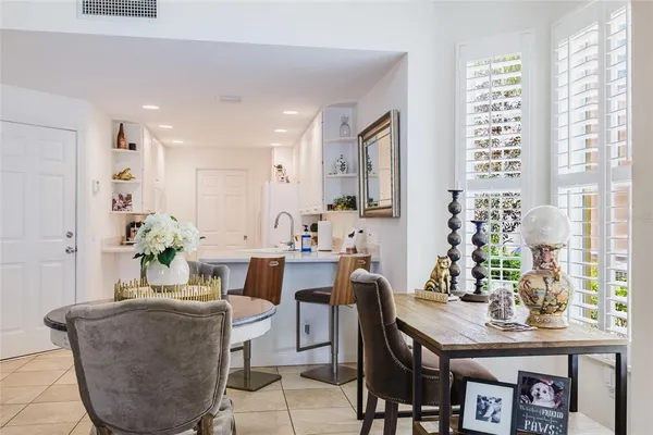 $2,800 | 1564 Napoli Drive West, Sarasota, FL 34232