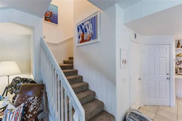 $2,800 | 1564 Napoli Drive West, Sarasota, FL 34232