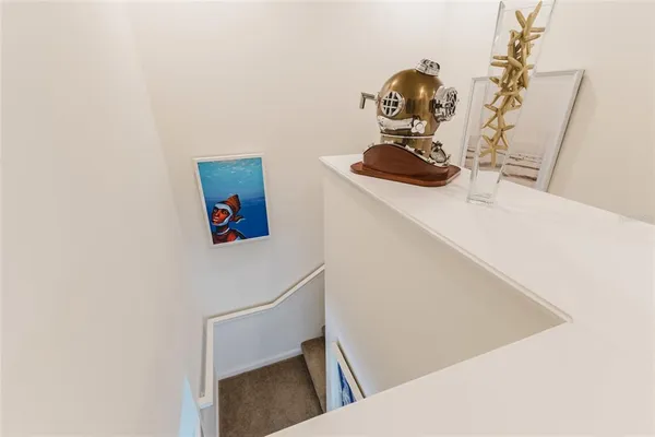 $2,800 | 1564 Napoli Drive West, Sarasota, FL 34232