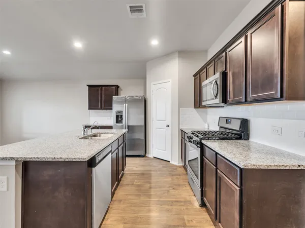 $2,100 | 2402 Ormes Forest Ln Spring, Spring, TX 77373