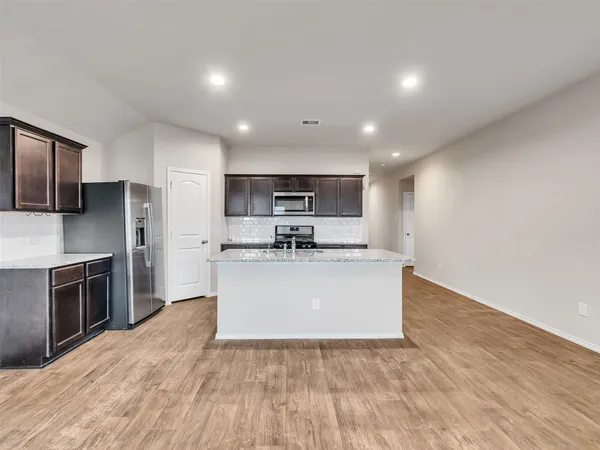 $2,100 | 2402 Ormes Forest Ln Spring, Spring, TX 77373