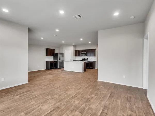 $2,100 | 2402 Ormes Forest Ln Spring, Spring, TX 77373