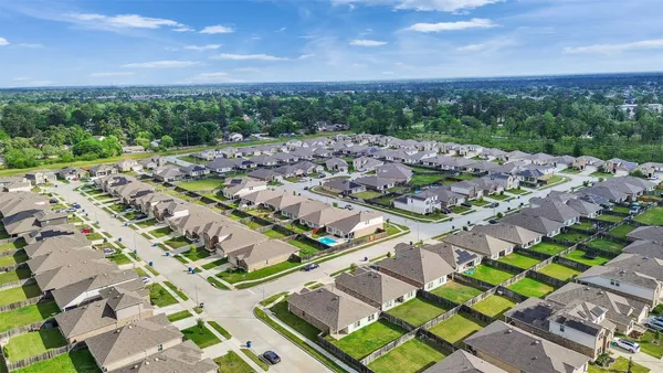 $2,100 | 2402 Ormes Forest Ln Spring, Spring, TX 77373