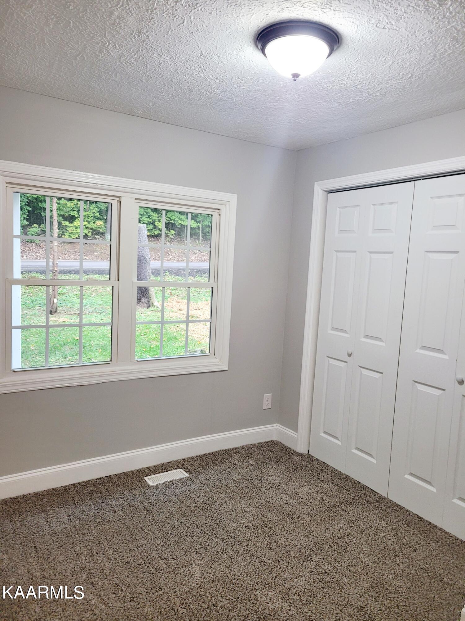 1635 Wilson Road Knoxville, TN 37912 - Photo 12 of 14 20211021_172110