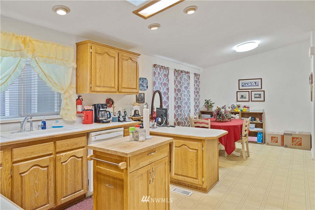 1101 South Scheuber Road, Unit 65 Centralia, WA 98531 - Photo 5 of 24 Gallery Image 5