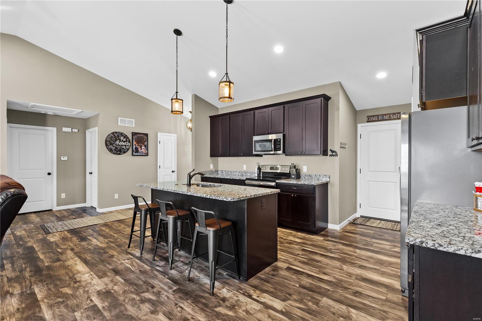 810 Glen Eagle Drive Troy, MO 63379 - Photo 7 of 31