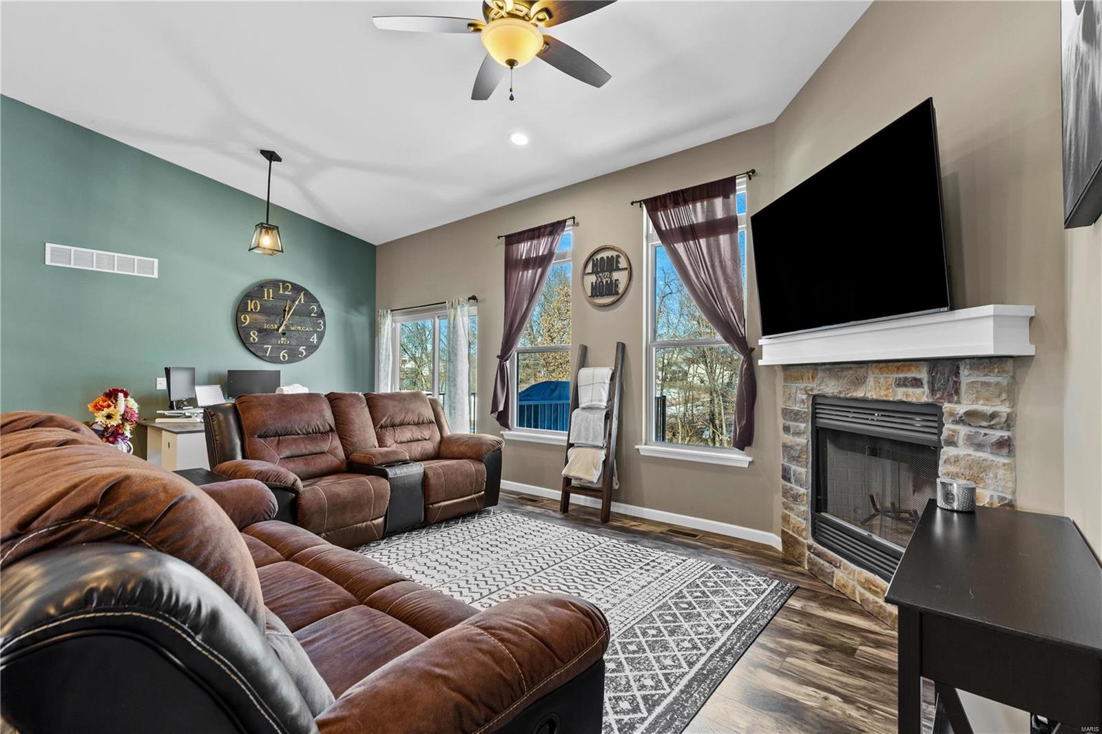 810 Glen Eagle Drive Troy, MO 63379 - Photo 10 of 31