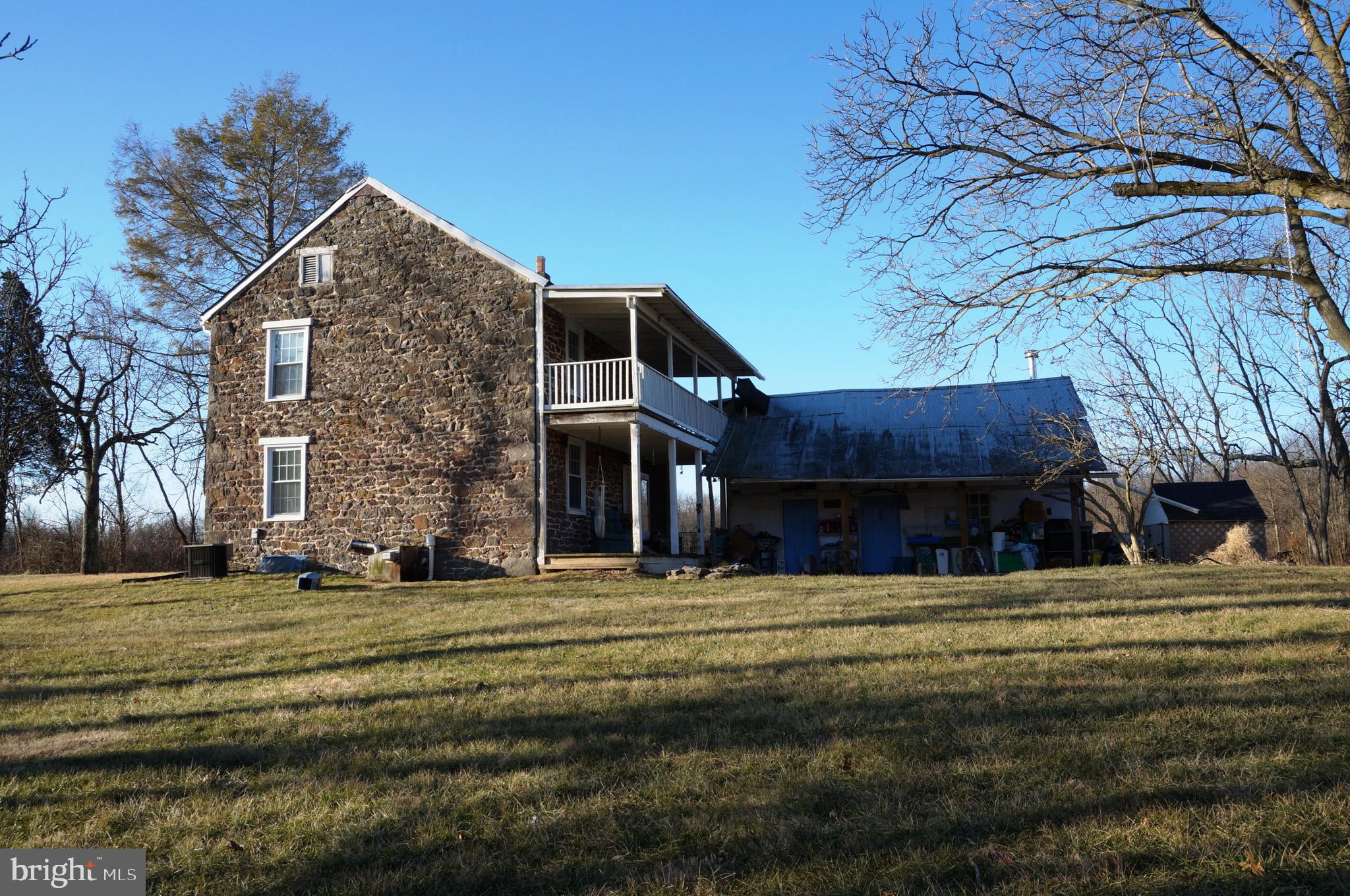 3372 York Road Gettysburg, PA 17325 - Photo 5 of 23