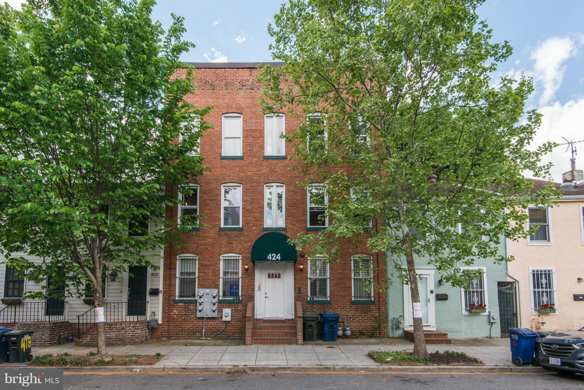 424 Ridge Street Northwest, Unit 4 Washington, DC 20001 - Photo 1 of 30 Exterior (Front)