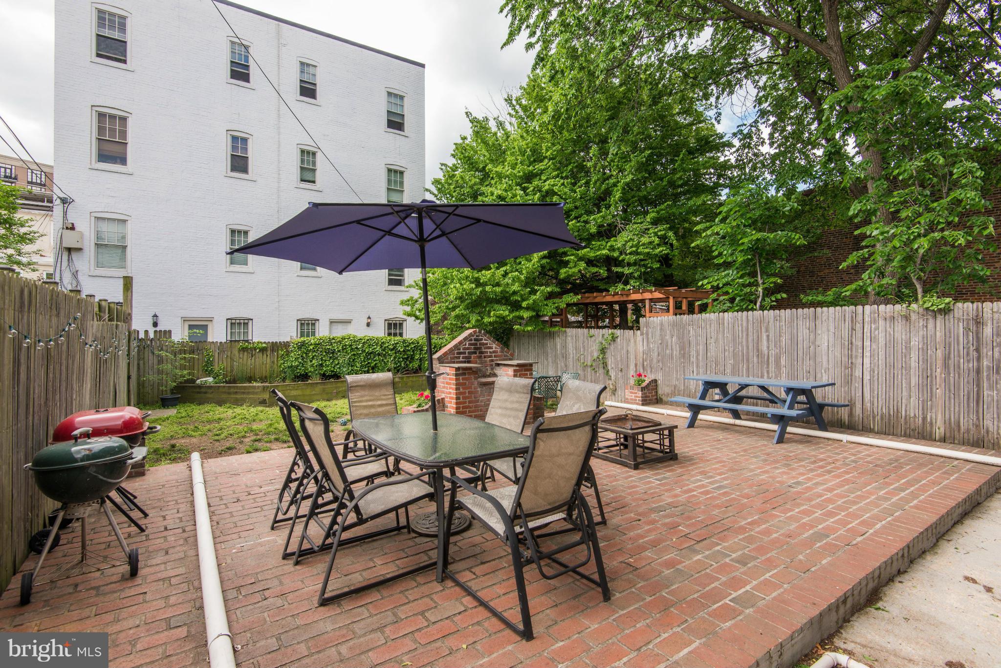 424 Ridge Street Northwest, Unit 4 Washington, DC 20001 - Photo 29 of 30 Exterior (Rear)
